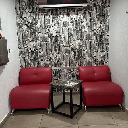 Kuboz Motor Hotel  Zapopan Exteriér fotografie